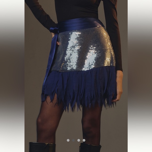 Anthropologie NWT Maeve Sequin Drop-Waist
Mini Skirt size 2. - Picture 2 of 6